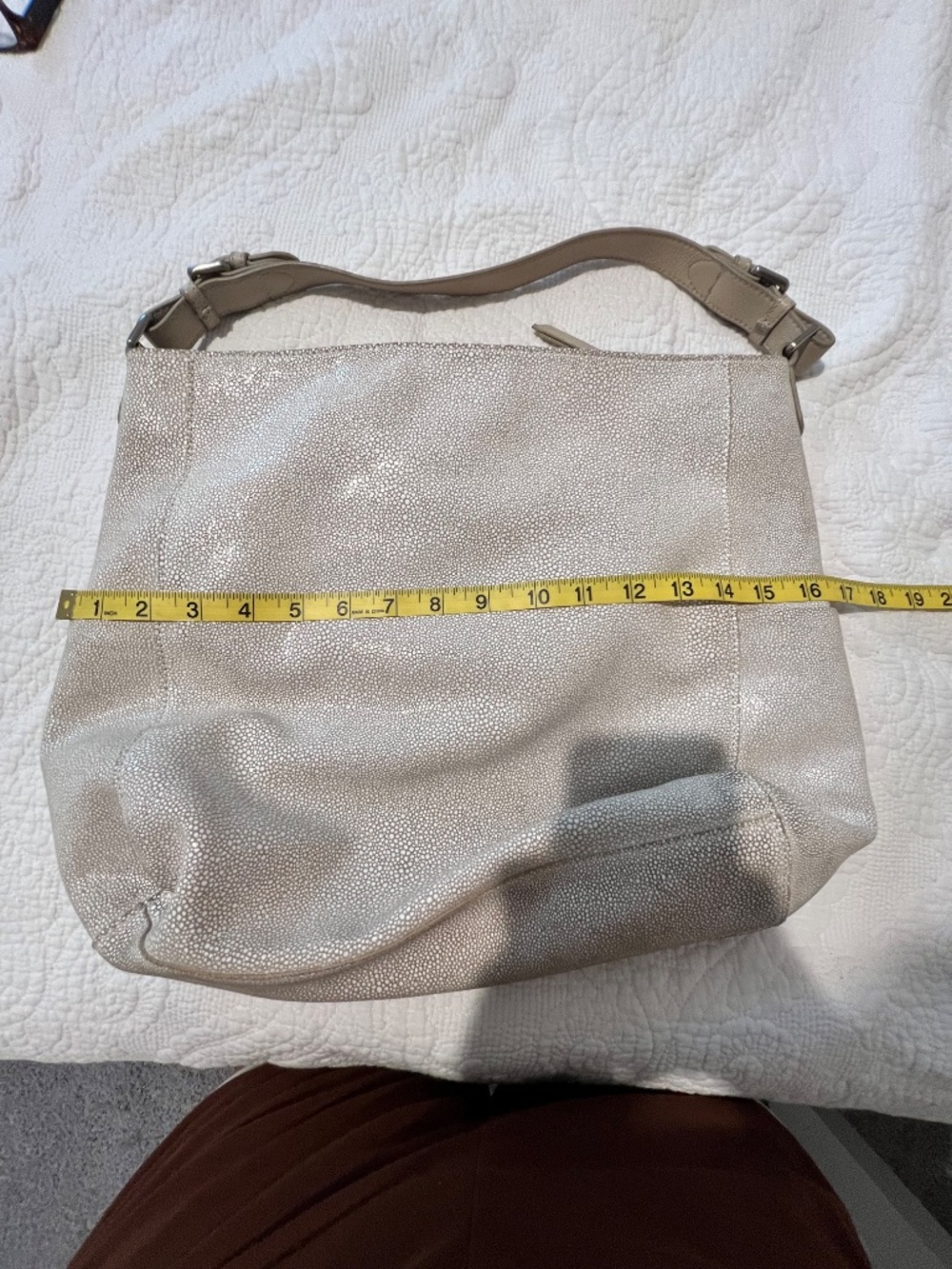 Sorial Lexi metallic taupe stingray-embossed leather hobo bag - Picture 8 of 14